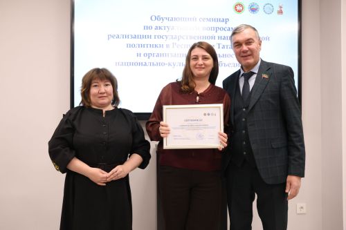 Тетюшанка приняла участие в семинаре по вопросам национальной политики
