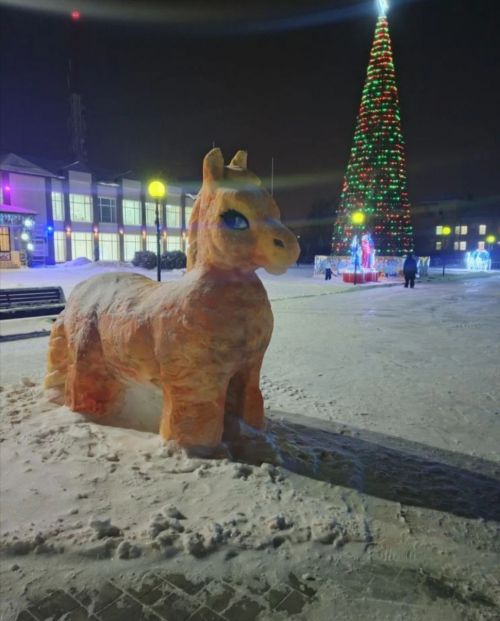 Цокот копыт Огненной Лошади с каждым днём всё громче и громче...