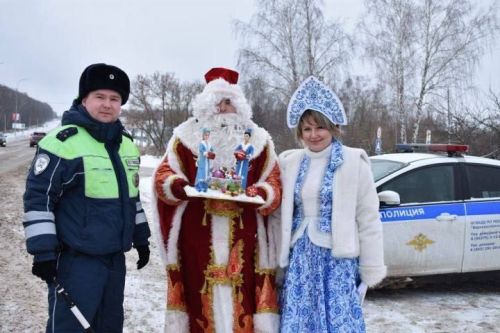Госавтоинспекция Татарстана поздравляет жителей республики с Новым годом