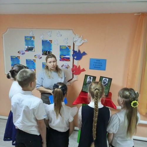 В селе Монастырское провели мероприятие ко Дню героев Отечества