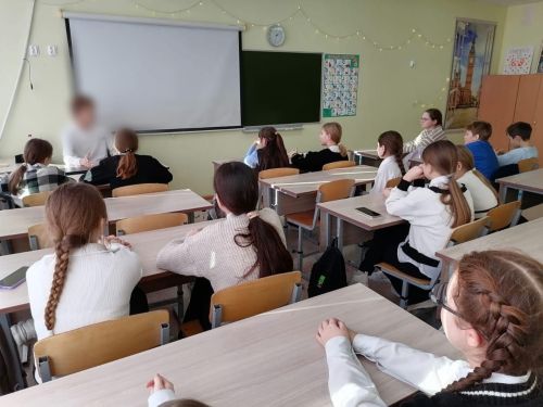 Тетюшские школьники встретились с ветераном боевых действий