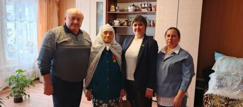 Жителям Тетюшского района Татарстана вручили юбилейные медали