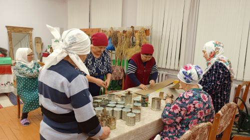 В Больших Тарханах провели патриотическую акцию «Окопная свеча»