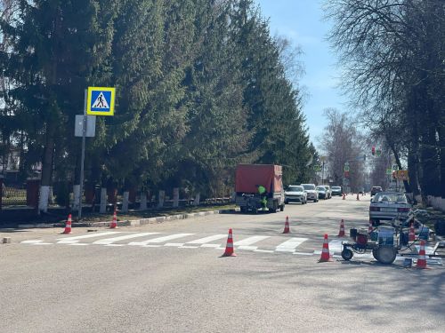 На дорогах Тетюш нанесли новую дорожную разметку