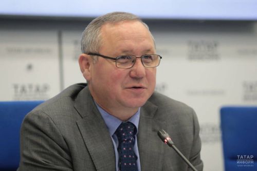 Поздравление Айдара Салимгараева к Дню печати: важность журналистов в Татарстане
