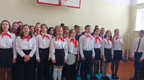 Вспоминая пионерское детство! Торжественная линейка в честь Дня пионерии