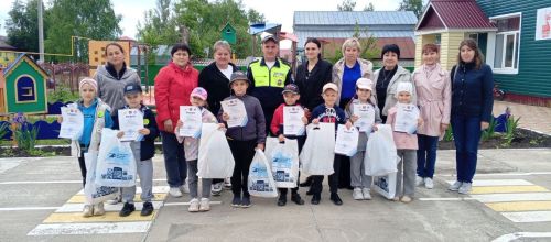 Конкурс юных велосипедистов прошёл в детском саду «Рябинушка»