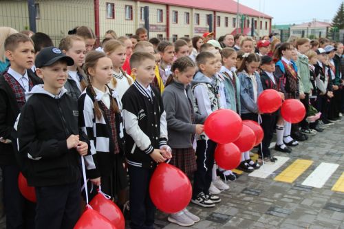 Последний звонок в Тетюшской школе N2