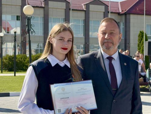 Торжественная церемония вручения дипломов в Тетюшском государственном колледже