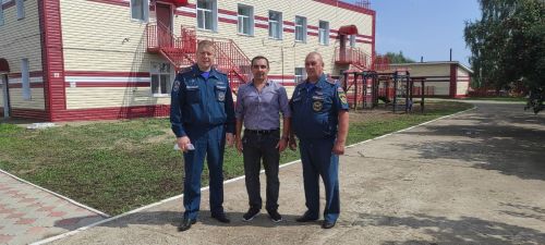МЧС провело проверку безопасности в лагере «Ласточка» в Татарстане