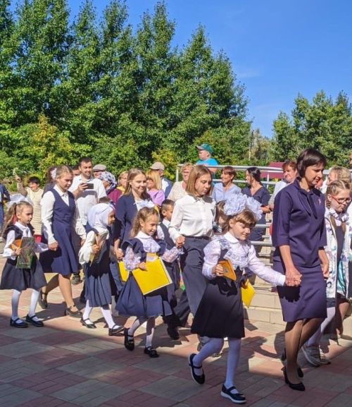 Сбор детей в школу в Татарстане в 2025 году обойдется родителям в сумму порядка 16 тысяч рублей