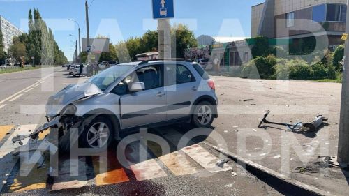 Водитель BMW насмерть сбил самокатчика в Казани после столкновения с другим авто