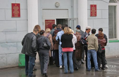 Мигрантам в России остается последний день для легализации статуса