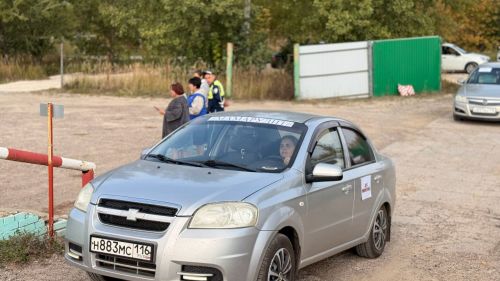 В Тетюшах состоялся конкурс водительского мастерства «Мама рулит»