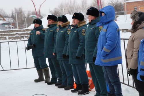 Крещенская традиция жива: многие жители Тетюш окунулись в священную воду