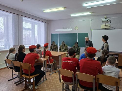 В Байрашевской школе Тетюшского района прошла встреча учащихся с участниками СВО