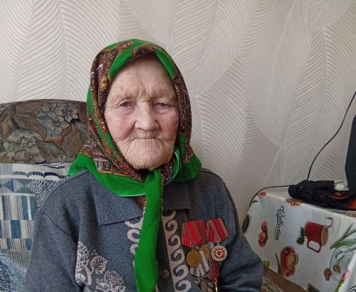 Ее руки помнят военные годы