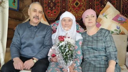 Зарифуллина Илхамия из села Малая Турма отпраздновала 103-летие