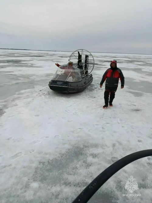 В Лаишевском районе спасли двух рыбаков