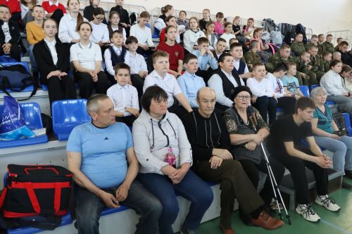 В Тетюшах проходит Межрегиональный турнир по вольной борьбе
