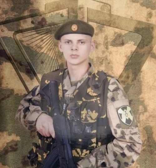 Служил в войсках нацгвардии