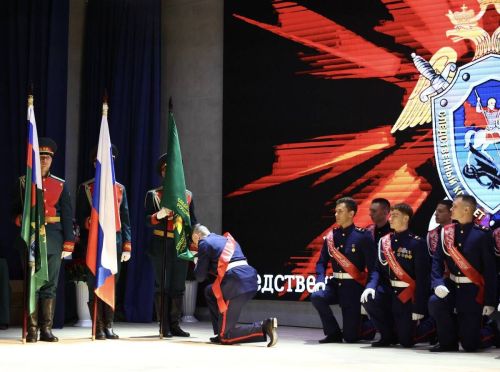 В Луганском кадетском корпусе СК России состоялся первый выпускной: 20 кадетов получили аттестаты