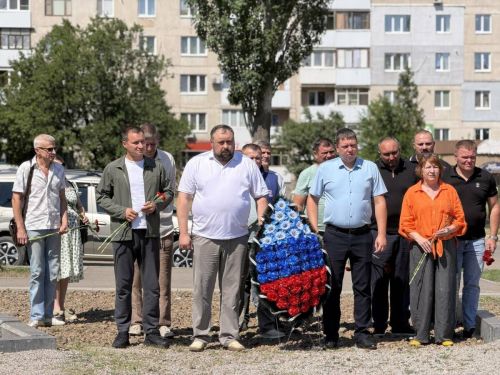 Ринат Садыков почтил память освободителей Лисичанска