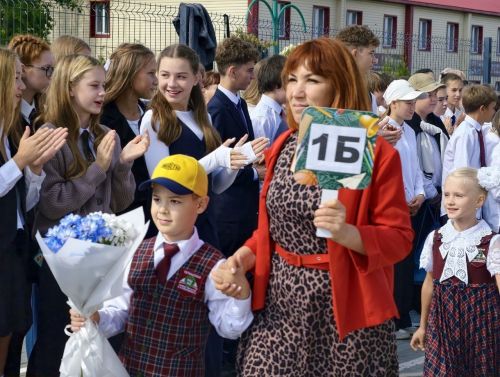 Состоялась торжественная линейка в Тетюшской средней школе №2