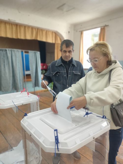 Избиратели в Тетюшах активно голосуют на выборах депутатов Госдумы
