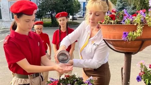В Тетюшской школе № 1 прошла акция «Капля жизни» в память о жертвах терроризма