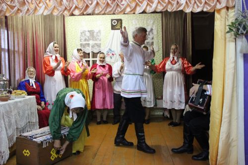 Фольклорное мероприятие "Бабушкин сундук" в Чувашском Чикилдыме