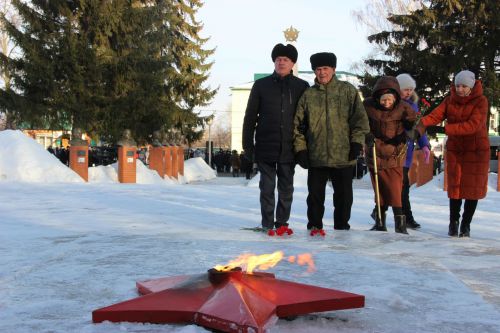 В Тетюшах прошел митинг, посвященный Дню полного освобождения Ленинграда от фашистской блокады.