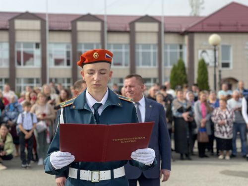 Курсанты приняли присягу