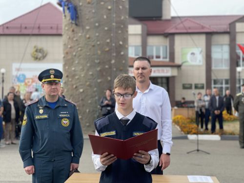 Курсанты приняли присягу