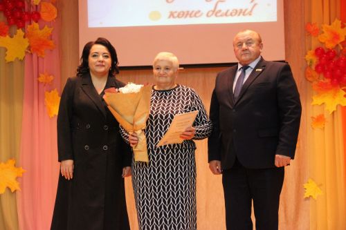 Праздничное мероприятие ко Дню учителя в Тетюшах