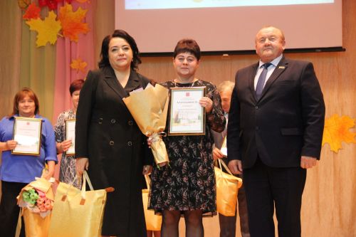 Праздничное мероприятие ко Дню учителя в Тетюшах