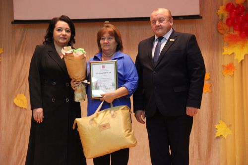 Праздничное мероприятие ко Дню учителя в Тетюшах