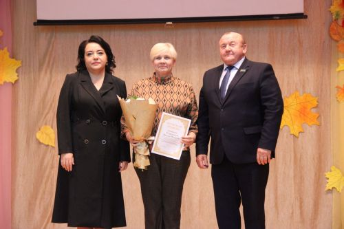 Праздничное мероприятие ко Дню учителя в Тетюшах