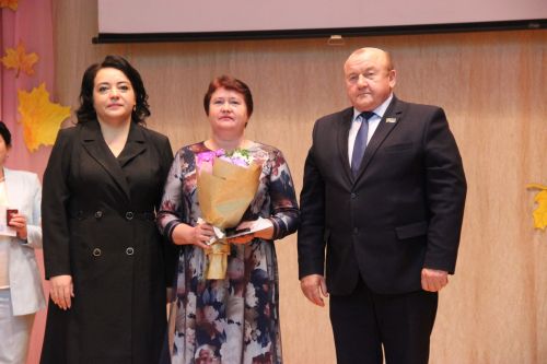 Праздничное мероприятие ко Дню учителя в Тетюшах