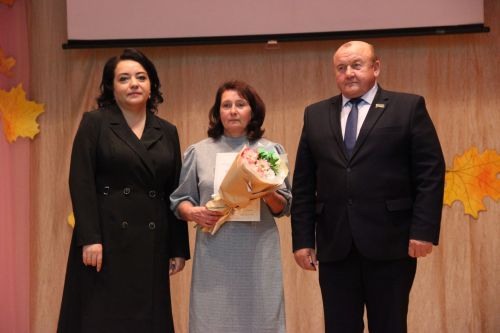 Праздничное мероприятие ко Дню учителя в Тетюшах