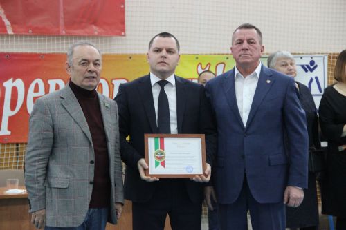 Первенство РТ по вольной борьбе среди юношей и девушек до 16 лет