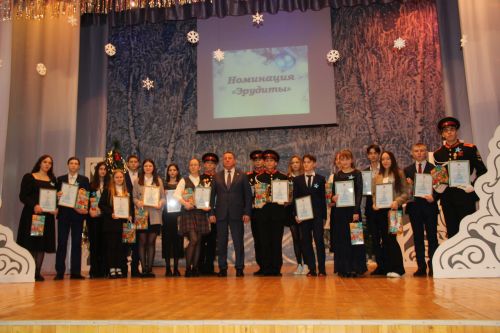 В Тетюшах состоялась елка для одаренных детей