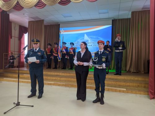 Тетюшском колледже состоялся концерт ко Дню спасателей РФ