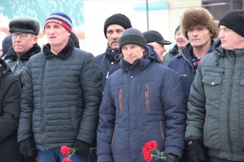 В Тетюшах состоялся торжественный митинг  «Афганистан! Живых и павших помним...»