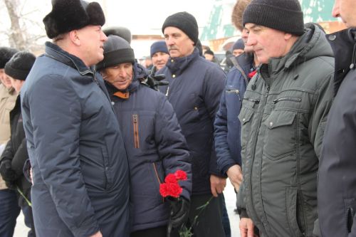 В Тетюшах состоялся торжественный митинг  «Афганистан! Живых и павших помним...»