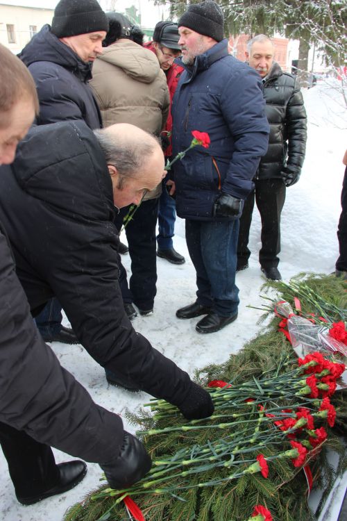 В Тетюшах состоялся торжественный митинг  «Афганистан! Живых и павших помним...»