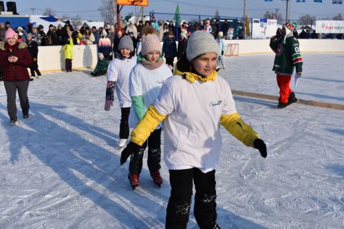 Спортивный фестиваль «Люблю папу, маму и хоккей»