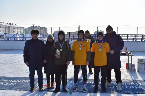 Спортивный фестиваль «Люблю папу, маму и хоккей»