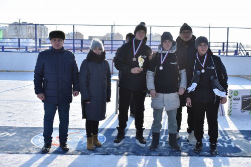 Спортивный фестиваль «Люблю папу, маму и хоккей»
