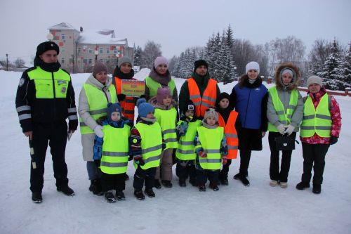 Мероприятие «Стань заметней – засветись!» в Тетюшах
